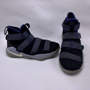 Nike Zoom Lebron Soldier XI 918369-005 Youth Basketball Sneakers Shoes Size 5.5Y